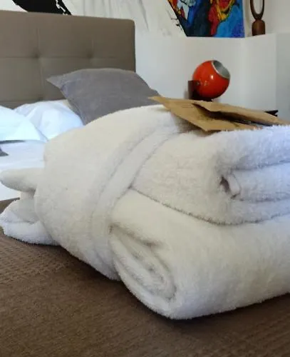 Mr Square Lejlighed *